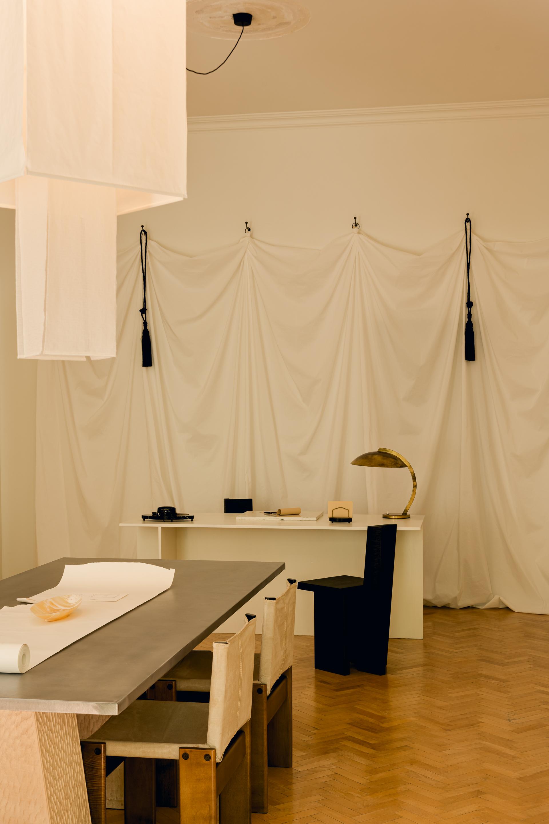 STUDIO